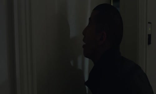 Skryté zlo (David Tennant,Kerry Condon,Robert Sheehan-2018 Thriller-Krimi-Horor) Cz dabing) mp4