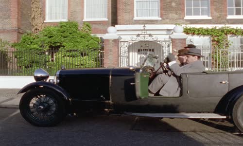 Hercule Poirot S03E08 HD CZ EN dabing mkv