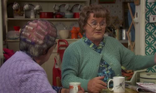 mrs browns boys s04 new year new mammy 1080p web hevc x265 mkv