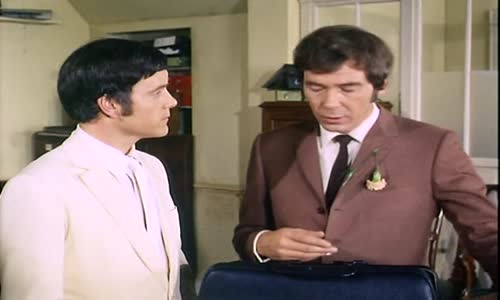 Randall a Hopkirk (1970) E07   Falešný úsměv  CZ tit mkv