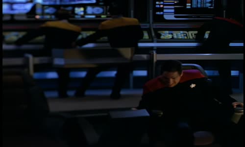 Star Trek- Voyager - S02E11 - Manévry mkv