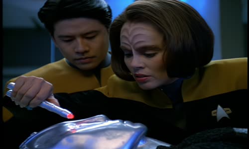 Star Trek- Voyager - S02E13 - Prototyp mkv