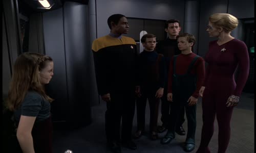 Star Trek- Voyager - S06E18 - Prach jsi a v prach se obrátíš mkv