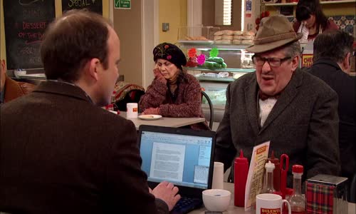 Count Arthur Strong 2013 S01E04 Arthur's Big Moment 720p WEB-DL H264 BONE mp4