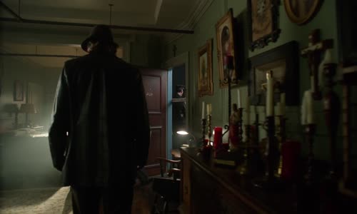 Gotham S01E15 - Strašák mp4