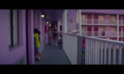 The Florida Project 2017 2160p WebRip DDP5 1 x264 CZ ENG mkv