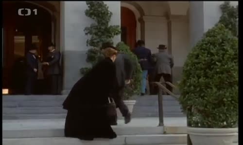 052 Doktorka Quinnová - 03x08 = Washingtonská aféra 2 mp4