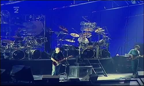 Pink Floyd - A Performance Of The Dark Side Of The Moon - Recorded at Earls Court London on October 20th 1994  JF avi avi
