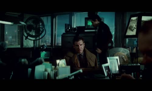 Blade Runner (Harrison Ford, Rutger Hauer, Sean Young-1982 Sci-Fi-Thriller-Bdrip ) en+Cz dabing avi