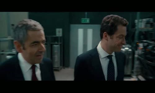 Johnny English se vrací (Rowan Atkinson,Gillian Anderson,Dominic West-2011 Dobrodružný-Komedie-Akční) Cz dabing avi