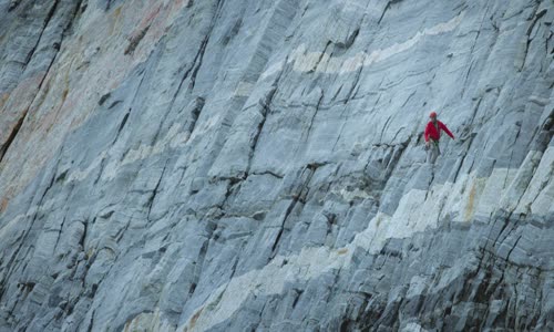 Arctic Ascent with Alex Honnold S01E03 Stena 1080p DSNP WEB-DL DD 5 1 H 264 mkv