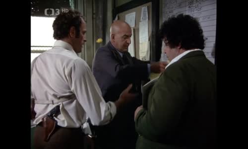 Kojak S02E06 (028) (1974 SD) Vražedná honba (SD) mp4