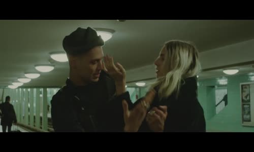 Snakehips & MØ - Don't Leave (Official Video) - YouTube (1080p_25fps_H264-128kbit_AAC) mp4