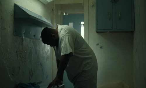 Mayor of Kingstown S02E05 1080p x265-ELiTE mkv