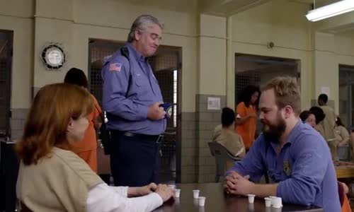 Orange Is the New Black S04E04 - Doktor psycho (CZ)_480p mp4