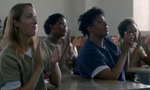Orange Is the New Black S04E06 - Ty hajzle (CZ)_480p mp4