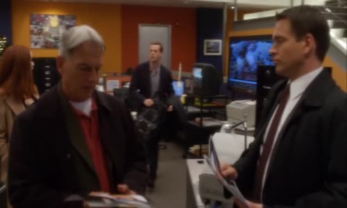 NCIS 8x10  - Falešný svědek avi