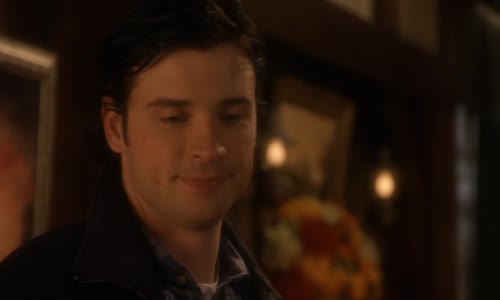 Smallville-9x16---Unik-CZ avi