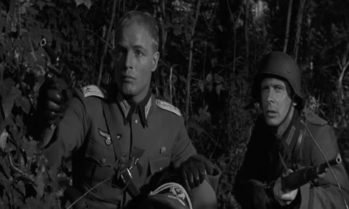 Mladi lvi-1959 (Marlon Brando) eng+cz dab , eng ttl  mkv