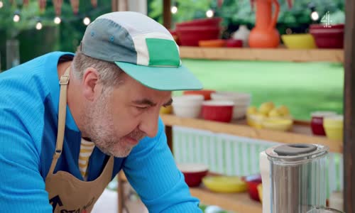 The Great Celebrity Bake Off for Stand Up To Cancer S07E03 1080p HEVC x265-MeGusta mkv