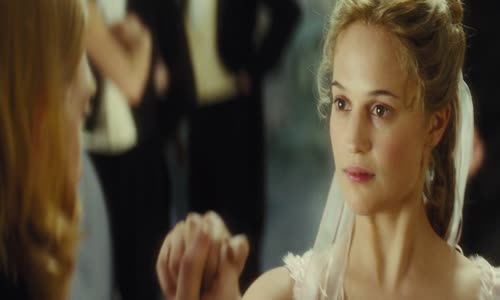 Anna Karenina (Keira Knightley, ude Law,Aaron Taylor-Johnson-2012 Romantický-Drama-Bdrip ) Cz dabing mkv