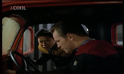 Star Trek Voyager - s02e01 mp4