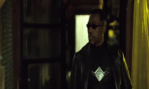 Blade Trinity  (Wesley Snipes,Kris Kristofferson,Jessica Biel,Ryan Reynolds-2004 Akční-Dobrodružný-Fantasy-Thril ler-Bdrip -1080p ) Cz dabing mp4