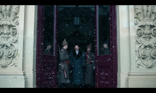 A Gentleman in Moscow S01E01 CZtit V OBRAZE 1080p mkv