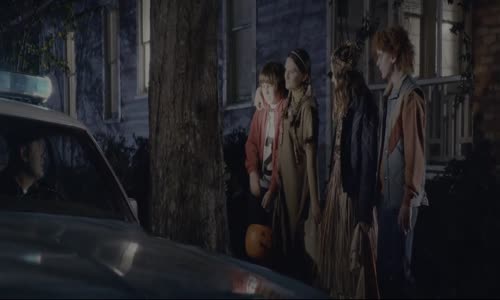 Halloween zabíjí (2021) cz 1080p mp4