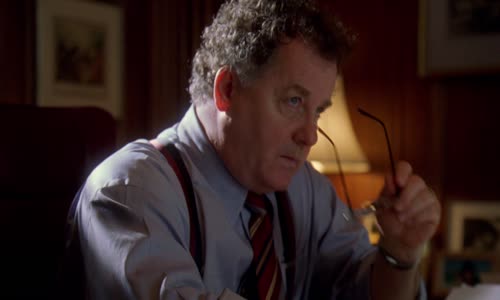 Spina Baltimoru The Wire S01E10 HD 5 1 CZ dabing mkv