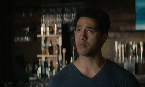 NCIS Hawai 01x01 mp4