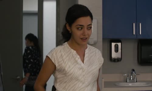 NCIS Hawai 01x04 mp4