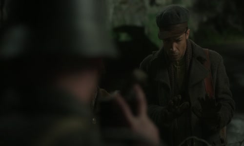 Interview with the Vampire S02E01 1080p x265-ELiTE mkv