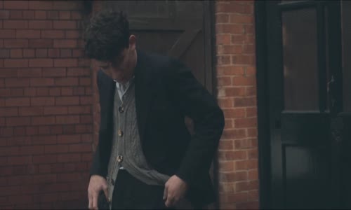 Peaky Blinders S02E06 1080p BluRay x264-SHORTBREHD mp4