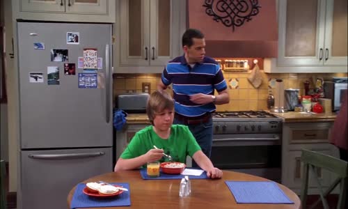 Two and a half men S06E08 Pinocchios Mouth 720p WEB-DL Dual Audio H264-HDC mp4