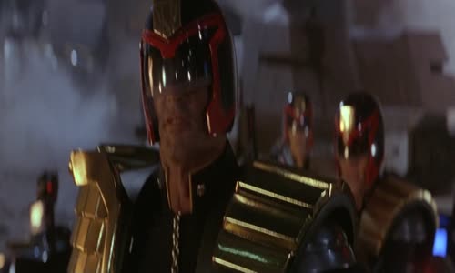 Soudce Dredd Judge Dredd 1995 CZ 1080p mkv