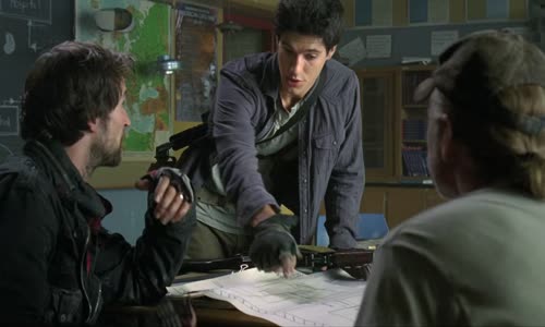 Falling Skies S01E05 EN WebRip 1080p HEVC C4U_Silent Kill mkv