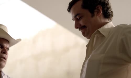 Narcos 1 - 2 Meč Simóna Bolívara - Wagner Moura, Boyd Holbrook 2015 Cz Dab + Cz Tit - mkv