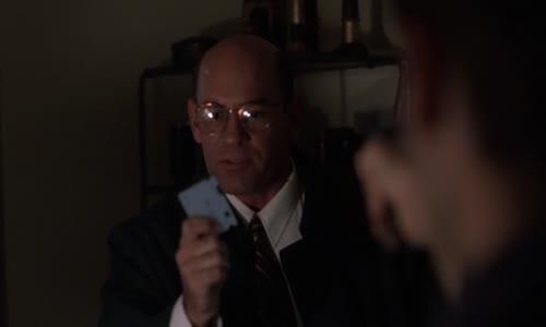 Akta X S03E02 (051) (1995 HD) Kancelářská spona (SD) mp4