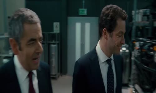 Johnny English se vrací (Rowan Atkinson,Gillian Anderson,Dominic West,Rosamund Pike-2011 Dobrodružný-Komedie-Akční-Bdrip -HD-1080p ) Cz dabing mp4