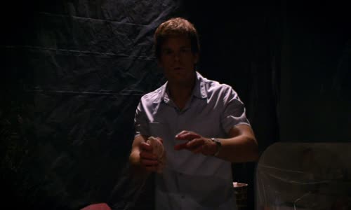 Dexter S05E04 Kráska a zvíře HD 720p cz mkv