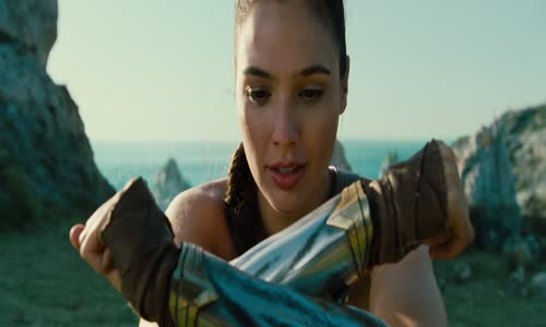 Wonder Woman 2017 1080p BluRay CZ EN 6CH x265-HDCzT mkv