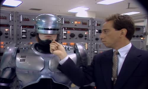 RoboCop - 1987 Featurette - Shooting RoboCop mkv