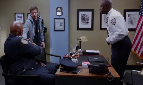 Brooklyn Nine-Nine S01E11 1080p CZ x265 mkv