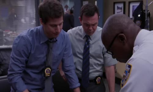 Brooklyn Nine-Nine S01E14 1080p CZ x265 mkv