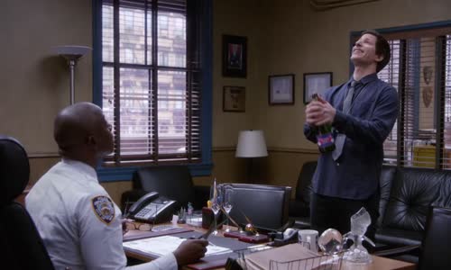 Brooklyn Nine-Nine S02E16 1080p CZ x265 mkv