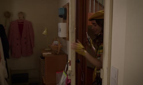 Emily in Paris S02E09 1080p CZ Dabing mkv