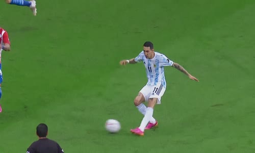 Ángel Di María Prolomená kletba S01E01 2024 CZ dabing HD 1080p mp4