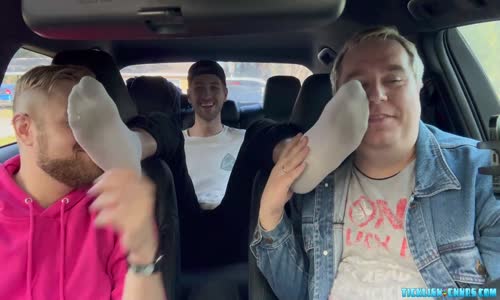 Chubby Cubs Gave Twink Foot Some Love mp4
