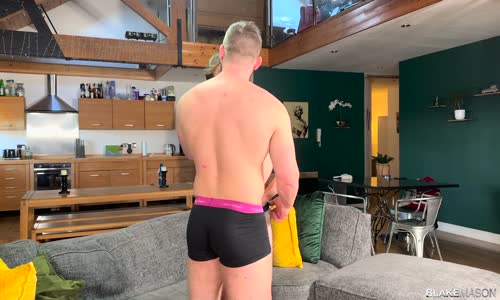 Twink Johannes Lars mutually attracted to muscular hunk Harvey Bridgestone mp4
